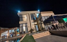Aeropuerta Mini Villa - Private Layover Near Amman Airport