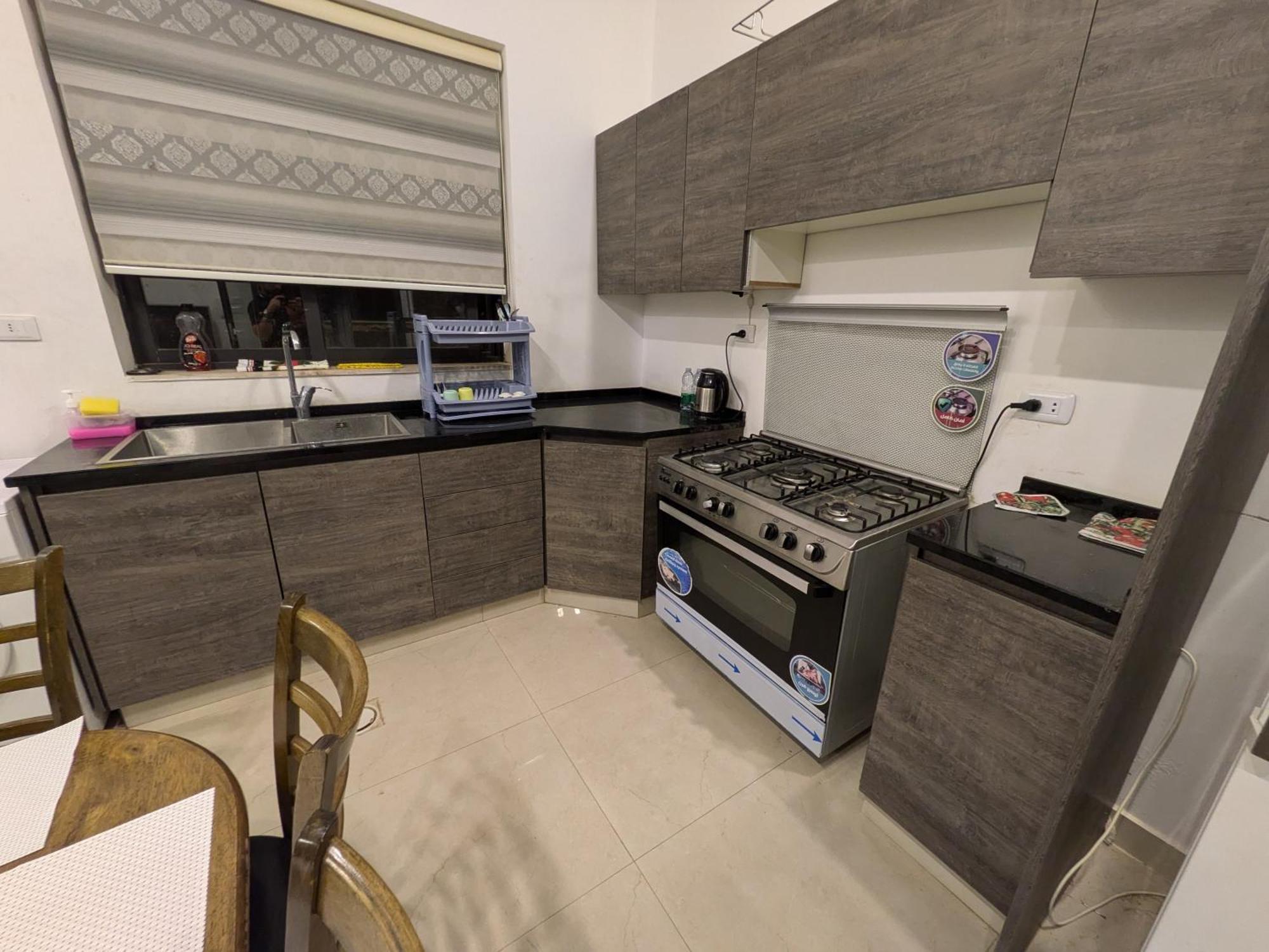 Aeropuerta Mini Villa - Private Layover Near Amman Airport Al Qastal Exterior photo